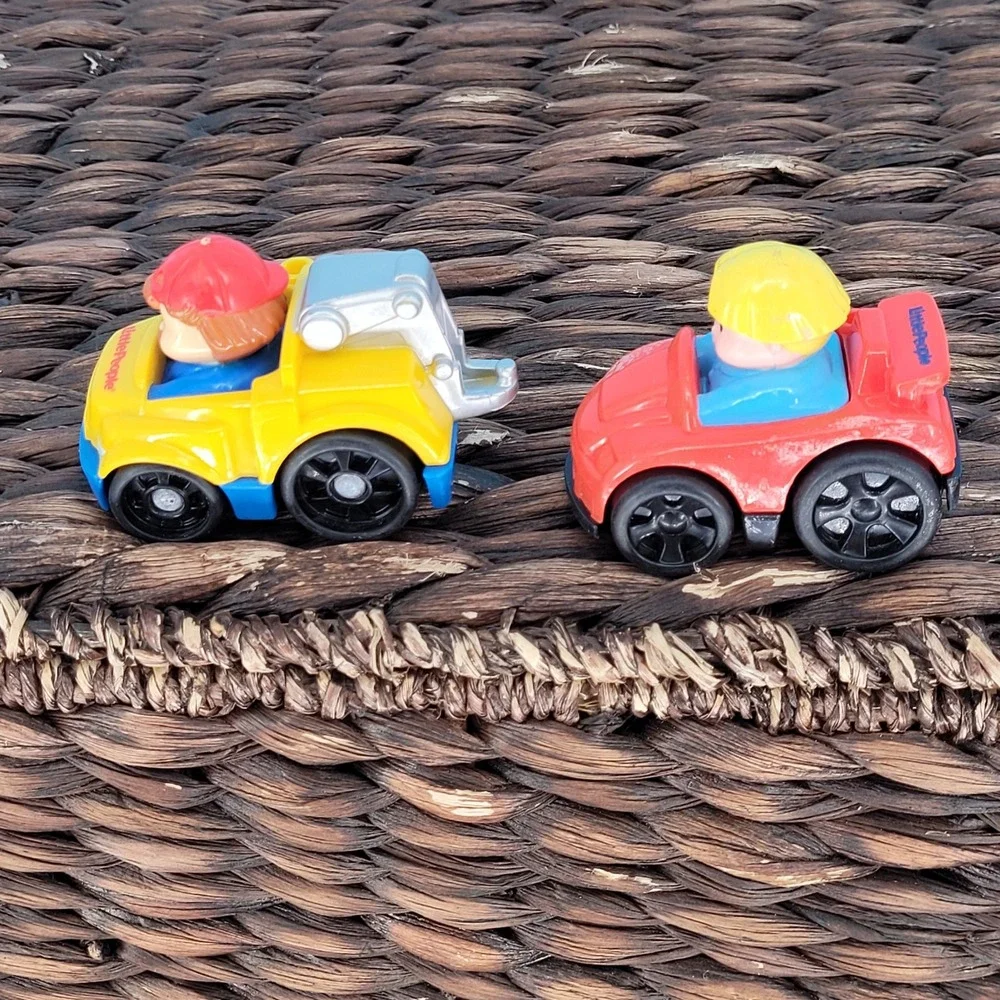 Vtg Fisher Price Little People Wheelies Toddler OS Toy Cars Lot of 4 Vehicles